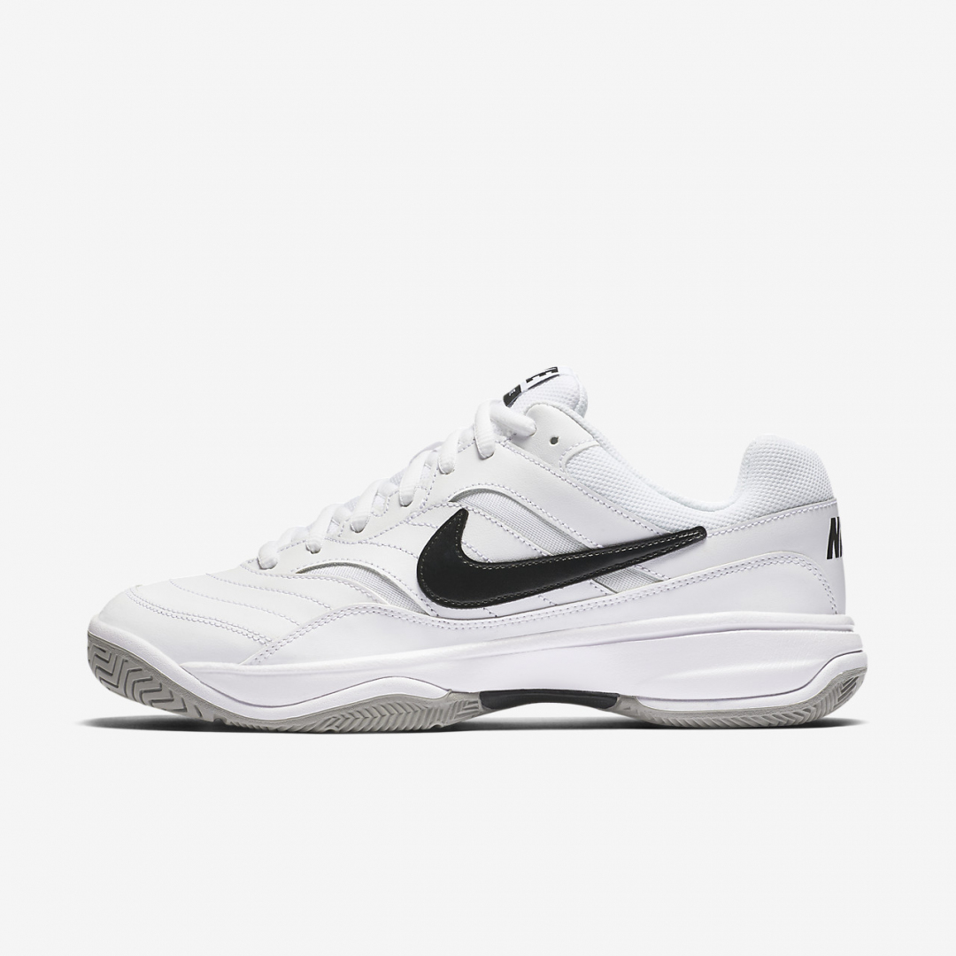 Черно-белые кроссовки для тенниса Nike