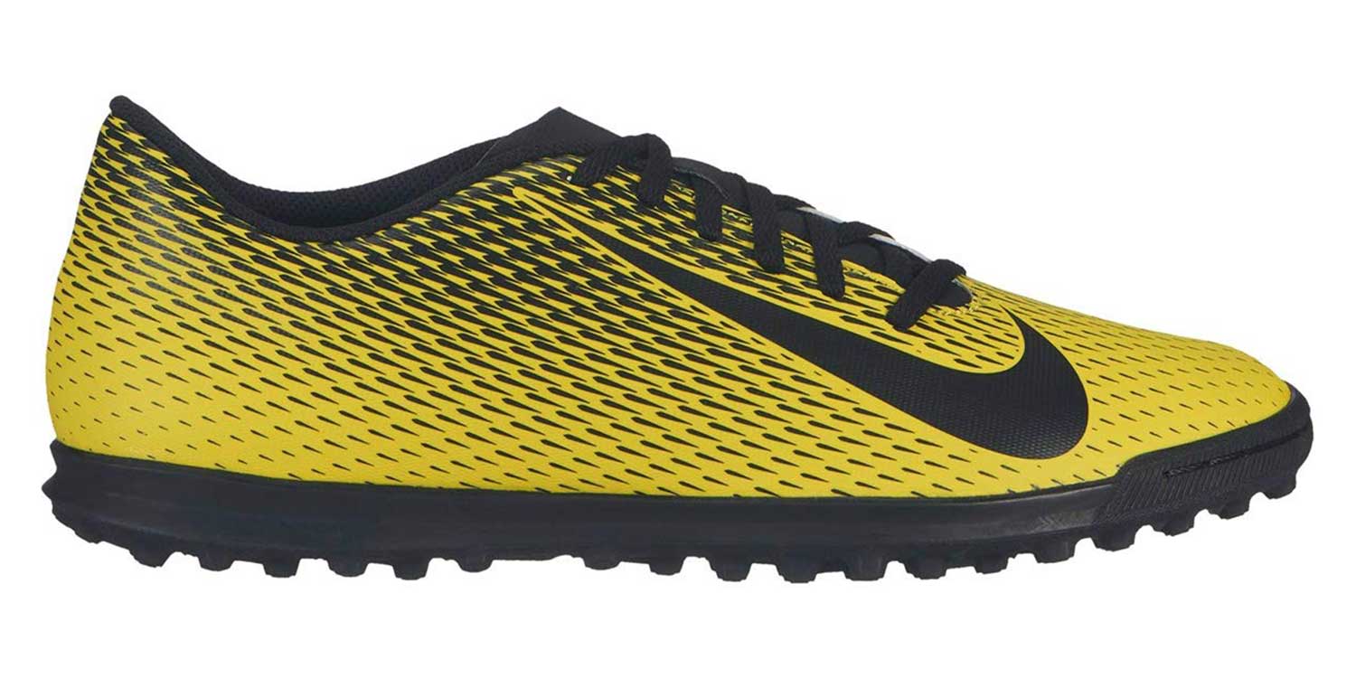Желтые шиповки Nike