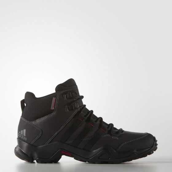 Черные зимние ботинки Adidas